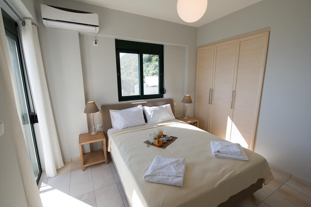 尼基亚娜Pearl Mansions别墅 外观 照片
